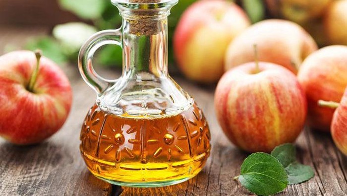 3 Cara Menggunakan Cuka Apel Untuk Perawatan Wajah, Bisa Dibuat Toner Hingga Scrub!