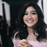 Tips Makeup Complexion Tanpa Foundation dengan Hasil Mulus untuk Kondangan!