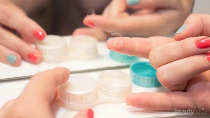 Kamu Pengguna Softlens? Contek Cara Memakai Softlens dengan Aman dari Beautynesia!