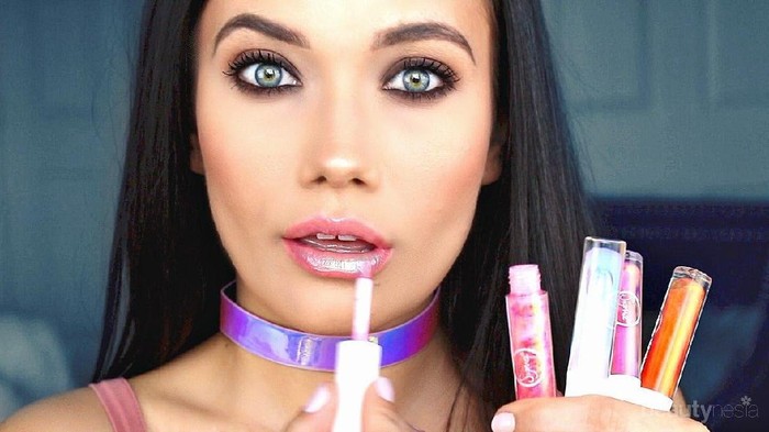 Pakai Lipstik Hologram Buat Sehari-hari, Yay or Nay?