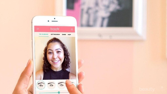 Ingin Merubah Bentuk Alis? Aplikasi Life Hacks dari Benefit Cosmetics Ini Siap Bantu Kamu Tentukan Alis Impian!