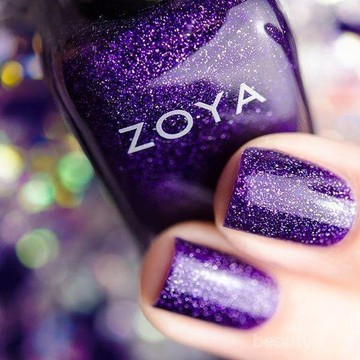 img-title Ladies, Ini Lho Warna-Warni Cantik Kutek Zoya yang Halal dan Berkualitas