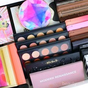 Dari Sebanyak Pilihan yang Ada, Inilah 4 Eyeshadow Palette yang Terbukti Tahan Lama