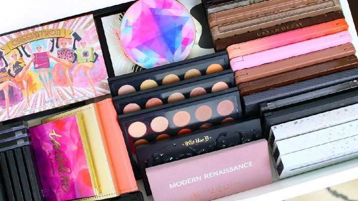 Dari Sebanyak Pilihan yang Ada, Inilah 4 Eyeshadow Palette yang Terbukti Tahan Lama
