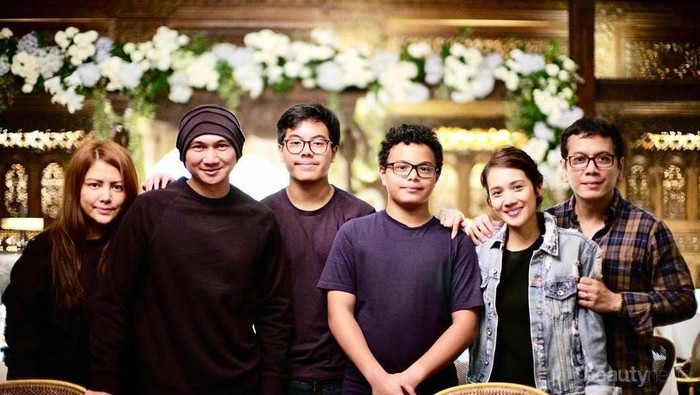 Keakraban Gista Putri dengan Wina Natalia, Mantan Istri Wishnutama