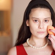 Jangan Menangis Saat Salah Beli Warna Foundation, Langsung Akali Saja dengan Cara Ini!