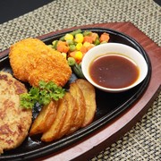 Enak Tak Selalu Mahal, Kunjungi 4 Tempat Makan Murah di Depok Ini!