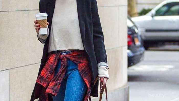 Coba Beberapa Gaya dari Dakota Johnson ini! Dijamin Tampilan Kamu Bakalan Oke Banget