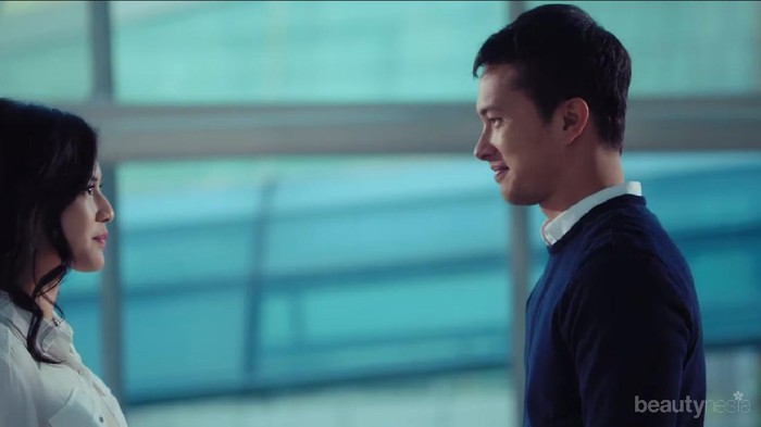 5 Pasangan di Film Indonesia Ini Paling Sukses Bikin Penonton Baper!