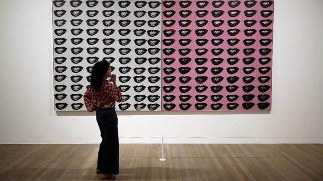 FOTO: 'Menyapa' Andy Warhol di London