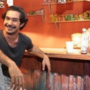 Ladies, Inilah Daftar Peran Unik yang Pernah Dilakoni oleh Reza Rahardian!