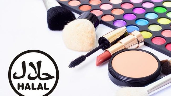 Hijabers, Ini Dia Tips Memilih Make Up Halal untuk Melengkapi Hijab Style-mu!