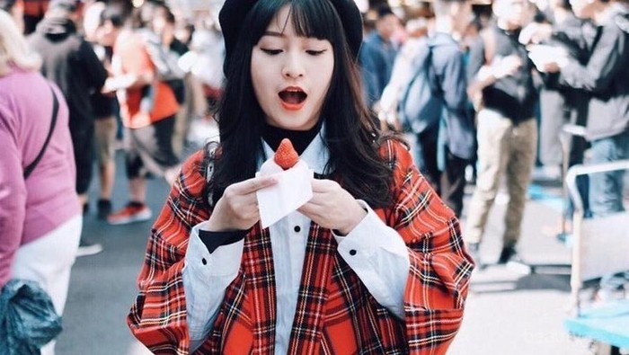 Ingin Terlihat Awet Muda? Coba Inspirasi Style Ala Vanessa Andrea yang Menggemaskan Ini Yuk!