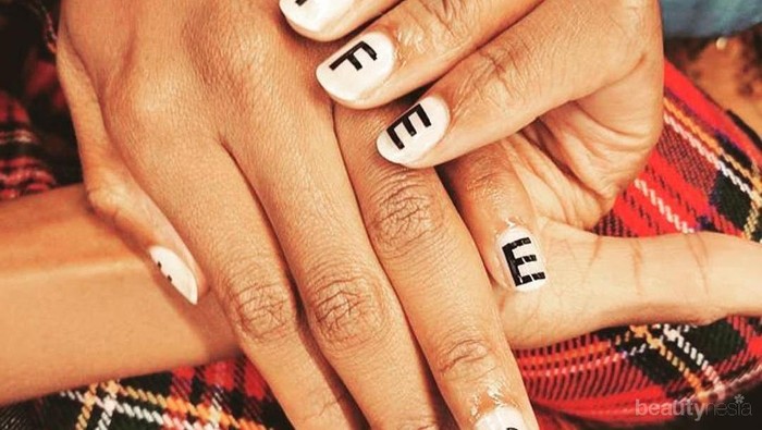 Ladies, Ini Cara Mudah Agar Warna Kuteks Cocok dengan Outfit Kamu!