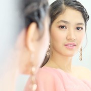 Tetap Flawless dan Enggak Bikin Tua, Ini Gaya Make Up yang Harus Dipilih Remaja Umur 20an