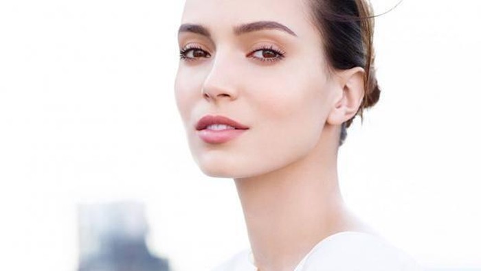 Ingin terlihat Super Natural ke Kampus? Inilah Tips No Make Up Make Up Look yang Bisa Kamu Coba!