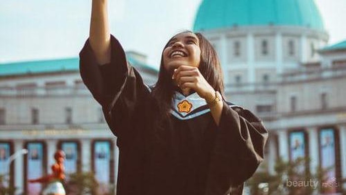 Baru Lulus? Catat Kemampuan Dasar yang Harus Dimiliki Fresh Graduate