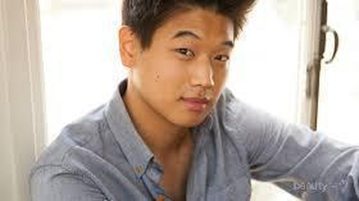 Alasan Ki Hong Lee 