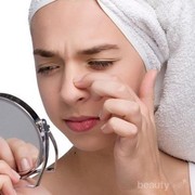 Wow! Ternyata Baking Soda Bisa Kamu Manfaatkan untuk Menghilangkan Komedo Lho!