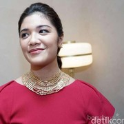 Perhiasan Unik Franka Franklin, Istri Mendikbud Nadim Makarim Curi Perhatian
