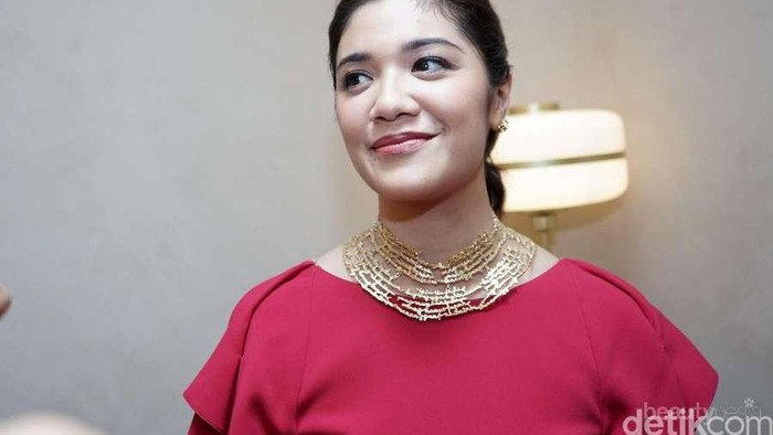 Perhiasan Unik Franka Franklin, Istri Mendikbud Nadim Makarim Curi Perhatian