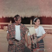 Inspirasi Foto Bulan Madu Gleen Freldy dan Mutia Ayu di Sumba