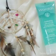 Timbul Sensasi Panas Setelah Menggunakan Wardah Aloe Vera Gel, Apakah Wajar? Pernah Mengalami Ini?