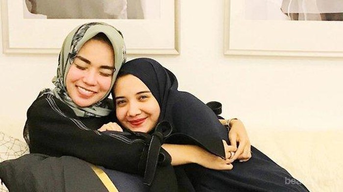 Kini Bersiteru, Begini Potret Zaskia Sungkar dan Medina Zein yang Dulu Akrab