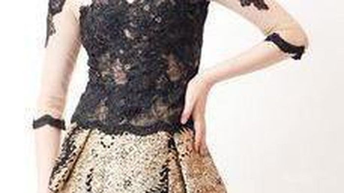 Inspirasi Atasan Brokat untuk ke Kondangan, Dijamin Tampilan Kamu Tidak Akan Membosankan!