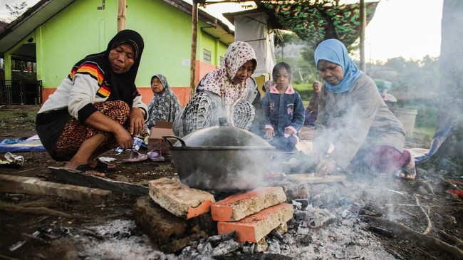 FOTO: Sejumlah Rumah Rusak Akibat Gempa Sukabumi