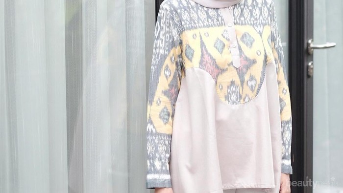 5 Warna Hijab yang Sering Dipakai Hamidah Rachmayanti Ini Akan Lengkapi Gaya OOTD-mu!