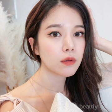 Selain PONY, 2 YouTuber Korea Ini Juga Punya Make Up Look yang Tak Kalah Kece!