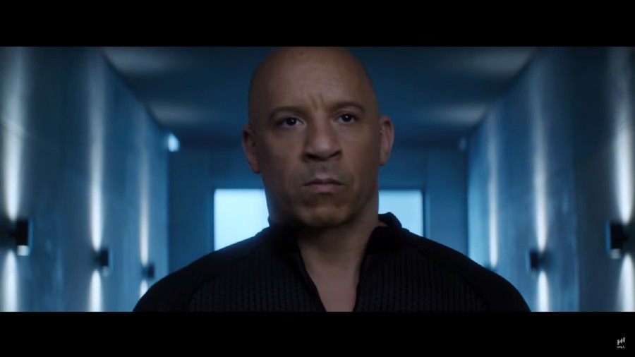 Vin Diesel berperan sebagai seorang superhero dalam film Bloodshot.