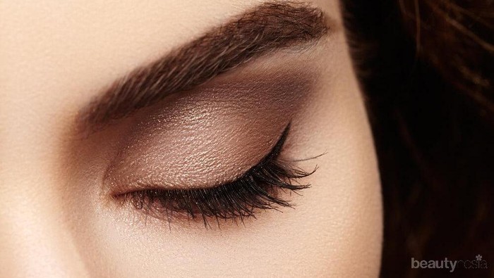 #FORUM Bolehkah Memakai Eyeshadow Pakai Tangan? #FORUM Bolehkah Memakai Eyeshadow Pakai Tangan?
