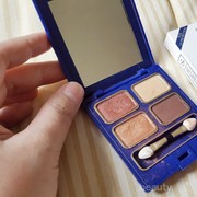 Pigmentasinya Nendang Banget! Apa Nih Warna Eyeshadow Inez Favoritmu??