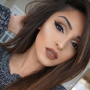 Hemat Budget, Rekomendasi Foundation Drugstore High Coverage Ini Cocok Banget Untuk Kulit Berminyak!