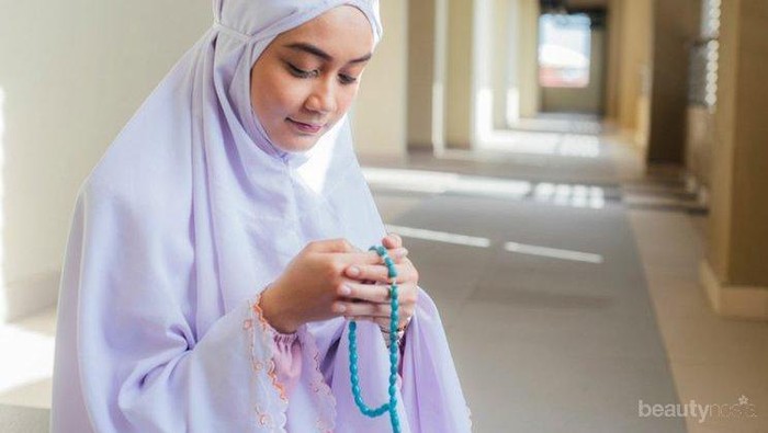 Cara Praktis Merawat Mukena Agar Terhindar dari Najis