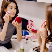 Punya Rutinitas Tinggi? Kamu Wajib Punya 4 Skincare Korea Ini di Tas Kamu