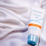 Agar Tak Kusam, Pakai Wardah Sun Screen Gel Untuk Lindungi Kulitmu dari Sinar UV yuk!
