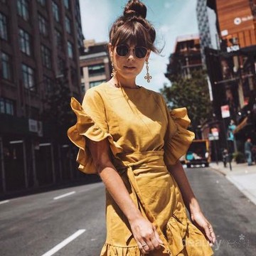 Tampil Gaya dengan Warna Kuning Gading? Intip Dulu Inspirasinya!
