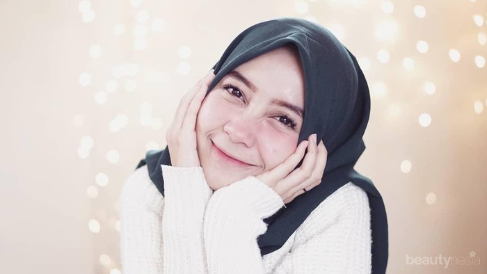 Biar Pipi Chubby Kamu Tertutupi, Pakai Hijab dengan Cara Ini aja Ladies!