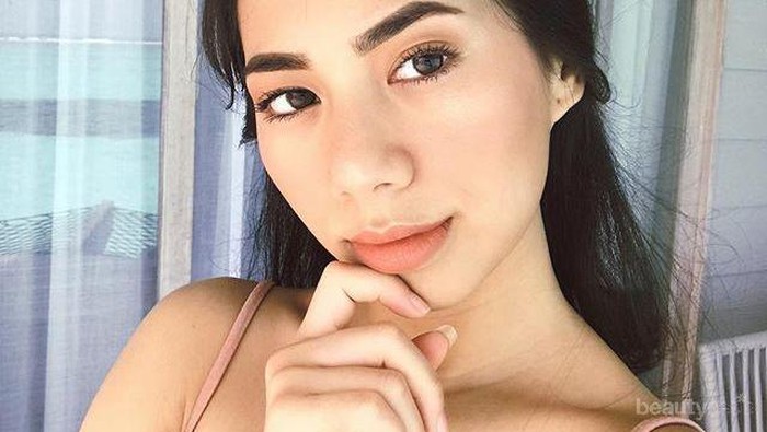 Mau Punya Kulit Lebih Cerah dan Glowing? Ini Dia Rekomendasi Toner yang Wajib Kamu Miliki! Mau Punya Kulit Lebih Cerah dan Glowing? Ini Dia Rekomendasi Toner yang Wajib Kamu Miliki!