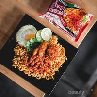 Lebih Dari Enak, Kreasi Indomie Di 5 Warung Ini Bikin Ngiler