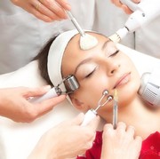 Inilah Risiko yang Akan Terjadi Pada Wajah Jika Kamu Melakukan Facial Terlalu Sering!