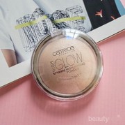 Catrice High Glow Mineral Highlighting Powder, Brand Luar yang Ramah di Kantong