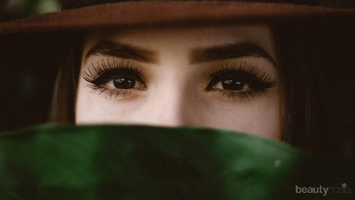 Wardah EyeXpert Volume Expert Mascara yang Katanya Ampuh Melebatkan Bulu Mata Wardah EyeXpert Volume Expert Mascara yang Katanya Ampuh Melebatkan Bulu Mata