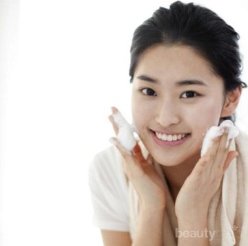 img-title Etude House Baking Powder Pore Cleansing Foam vs Shiseido Senka Perfect Whip Cleansing Foam, Mana yang Terbaik?