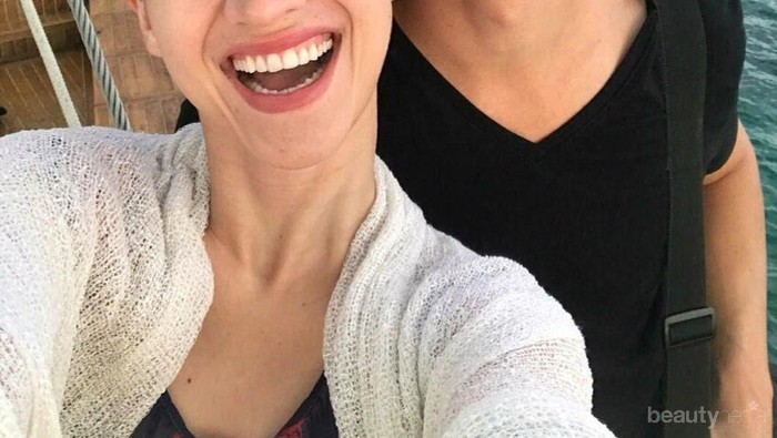 Sering Pasang Foto Mesra, 5 Pasangan Kakak Beradik Ini Dikira Sepasang Kekasih