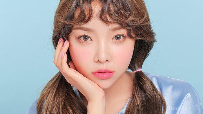 Mau Tampil Lebih Manis dan Merona ala Cewek Korea? Cobain Blush On Pink Lokal Berikut Ini Yuk Ladies! Mau Tampil Lebih Manis dan Merona ala Cewek Korea? Cobain Blush On Pink Lokal Berikut Ini Yuk Ladies!