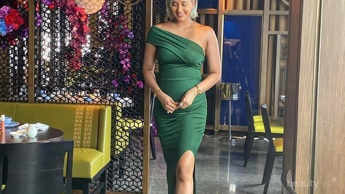 Menginjak Usia 28 Tahun, Intip Style Kimmy Jayanti yang Tetap Fashionable!